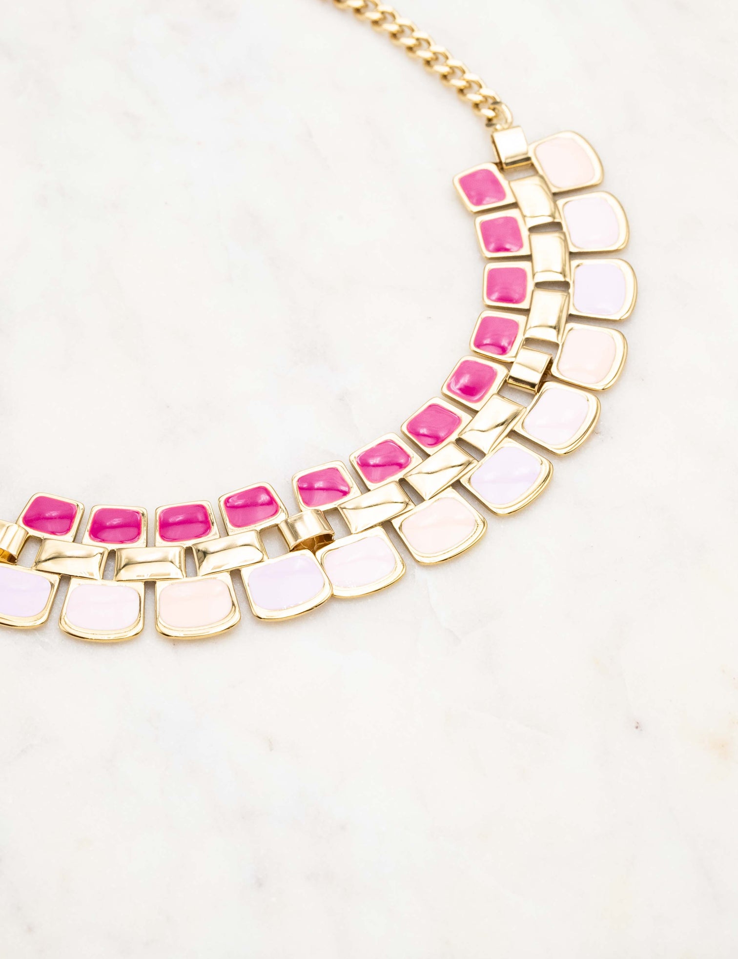 Collier Imposant Ikita Paris En Métal émaillé Et Nacre - Motif Triskel - Longueur 48 Cm - Neuf Avec étiquettes
